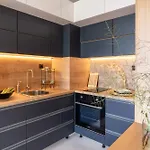 Apartman Smartly Designed Flat With Balcony & Parking By Flat Mаnаger