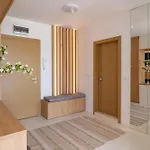 Smartly Designed Flat With Balcony & Parking By Flat Mаnаger * Várna