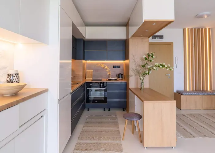 Apartment Smartly Designed Flat With Balcony & Parking By Flat Mаnаger Varna