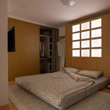 Smartly Designed Flat With Balcony & Parking By Flat Mаnаger Daire Varna