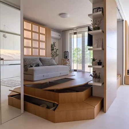 Smartly Designed Flat With Balcony & Parking By Flat Mаnаger Daire Varna