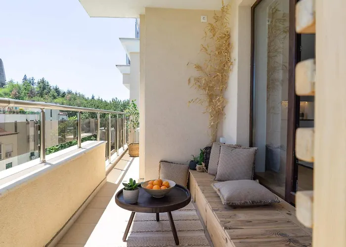 Smartly Designed Flat With Balcony & Parking By Flat Mаnаger Apartment Varna